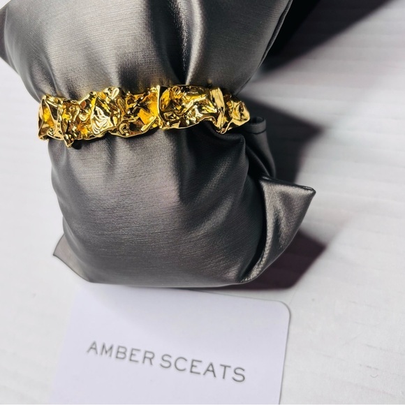 AMBER SCEATS Emery 24K Gold Plated Cuff - Picture 4 of 7